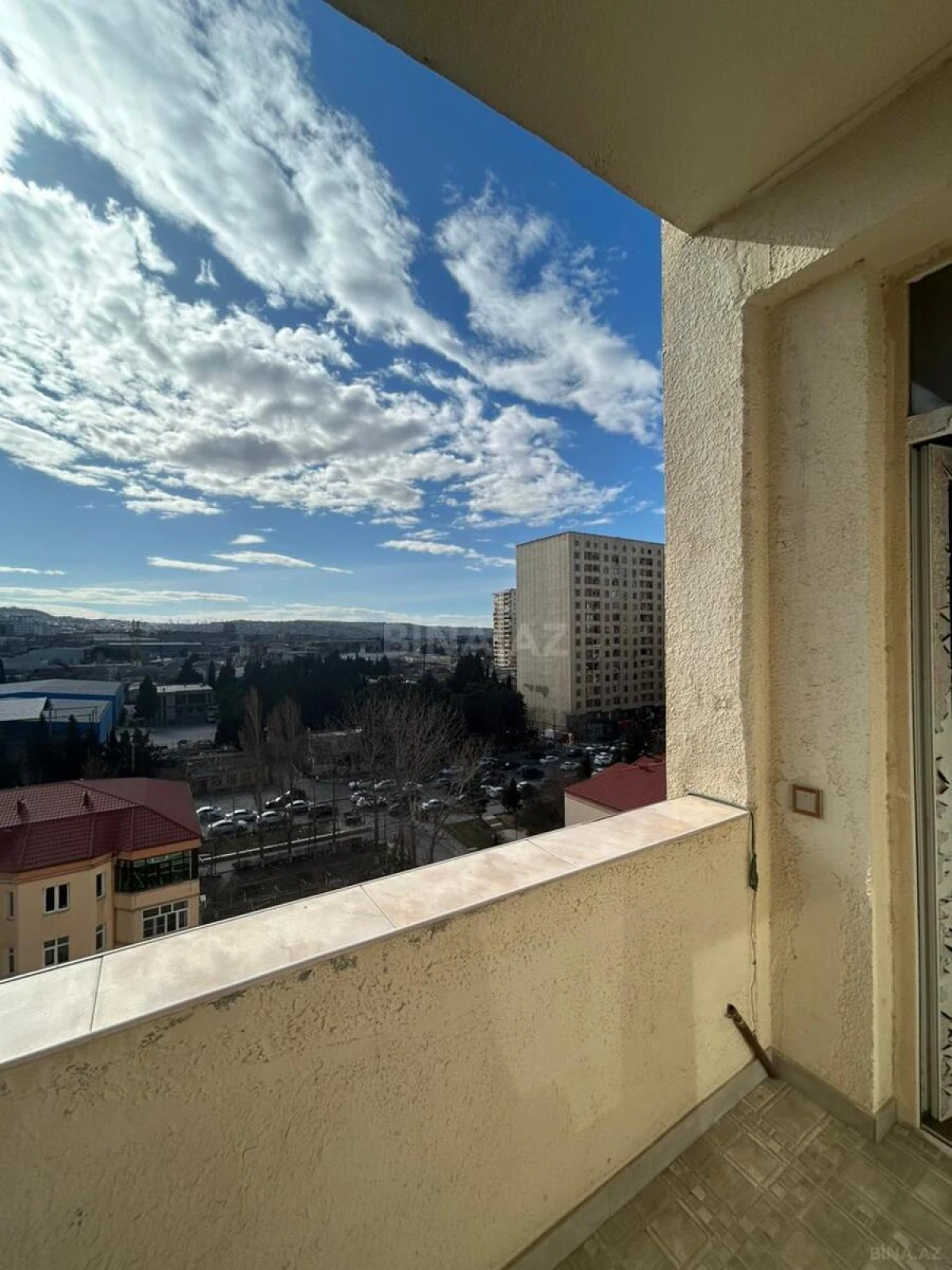 Satılır 2 otaqlı mənzil 63 m²
