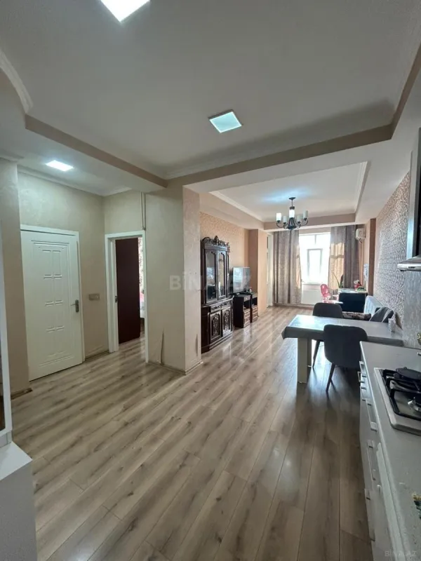 Satılır 2 otaqlı mənzil 63 m²