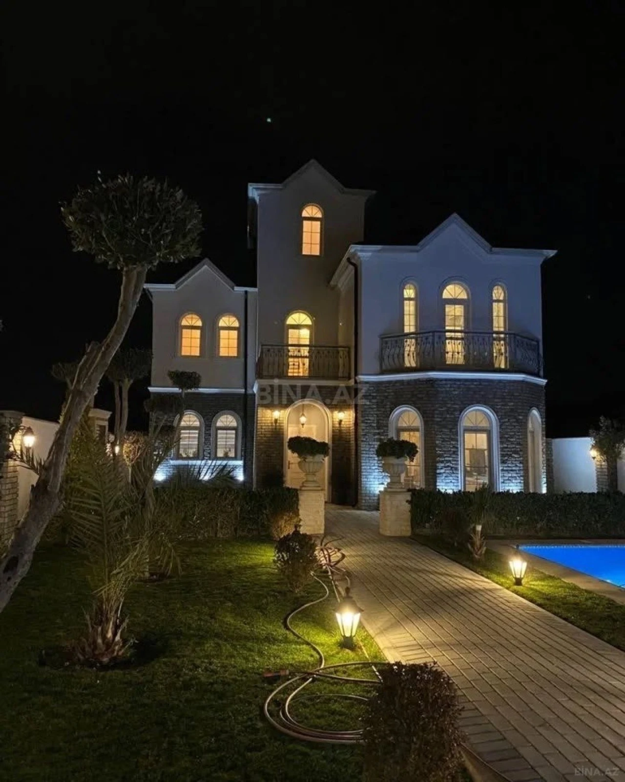 Kirayə verilir 5 otaqlı həyət evi 220 m²