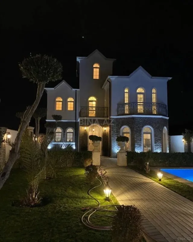 Kirayə verilir 5 otaqlı həyət evi 220 m²