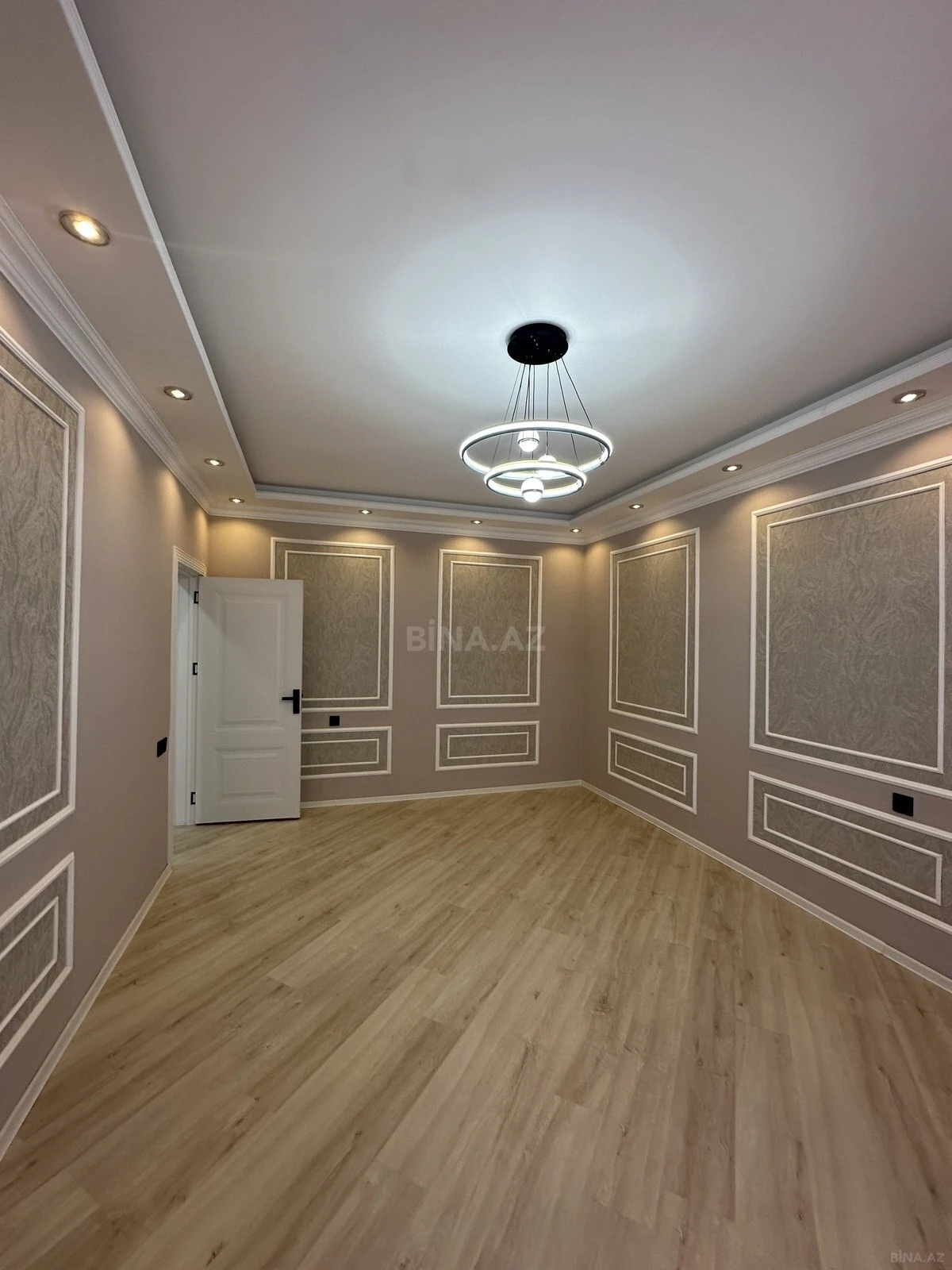 Satılır 4 otaqlı həyət evi 220 m²