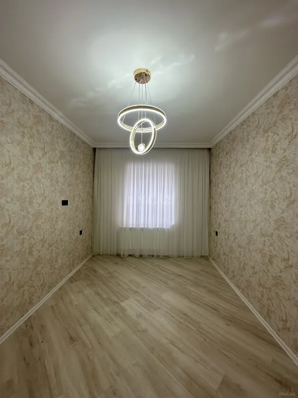 Satılır 4 otaqlı həyət evi 220 m²