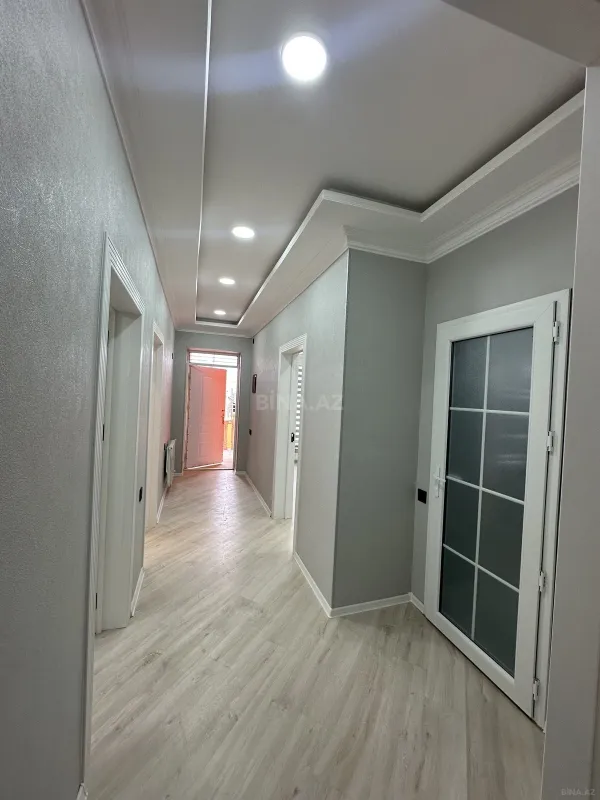 Satılır 4 otaqlı həyət evi 220 m²