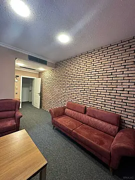 Kirayə verilir 4 otaqlı ofis 150 m²