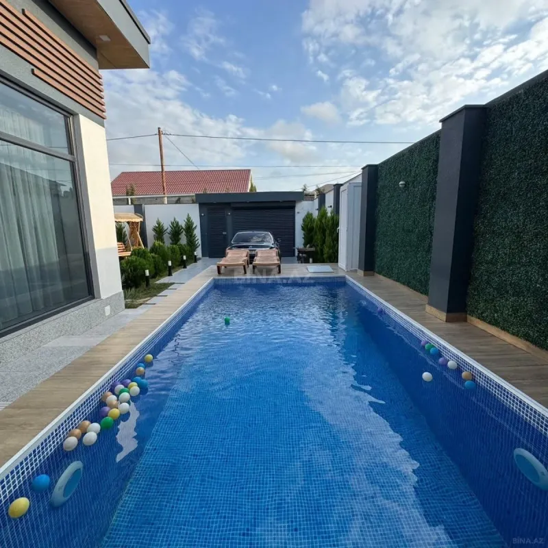 Kirayə verilir 4 otaqlı həyət evi 220 m²