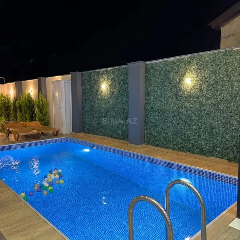 Kirayə verilir 4 otaqlı həyət evi 220 m²