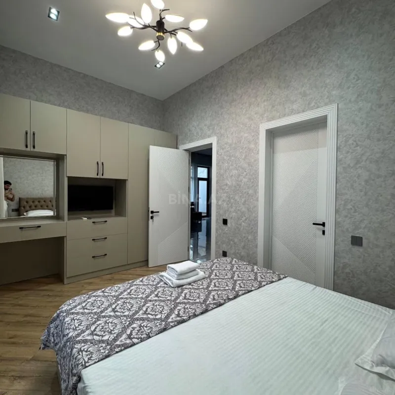 Kirayə verilir 4 otaqlı həyət evi 220 m²