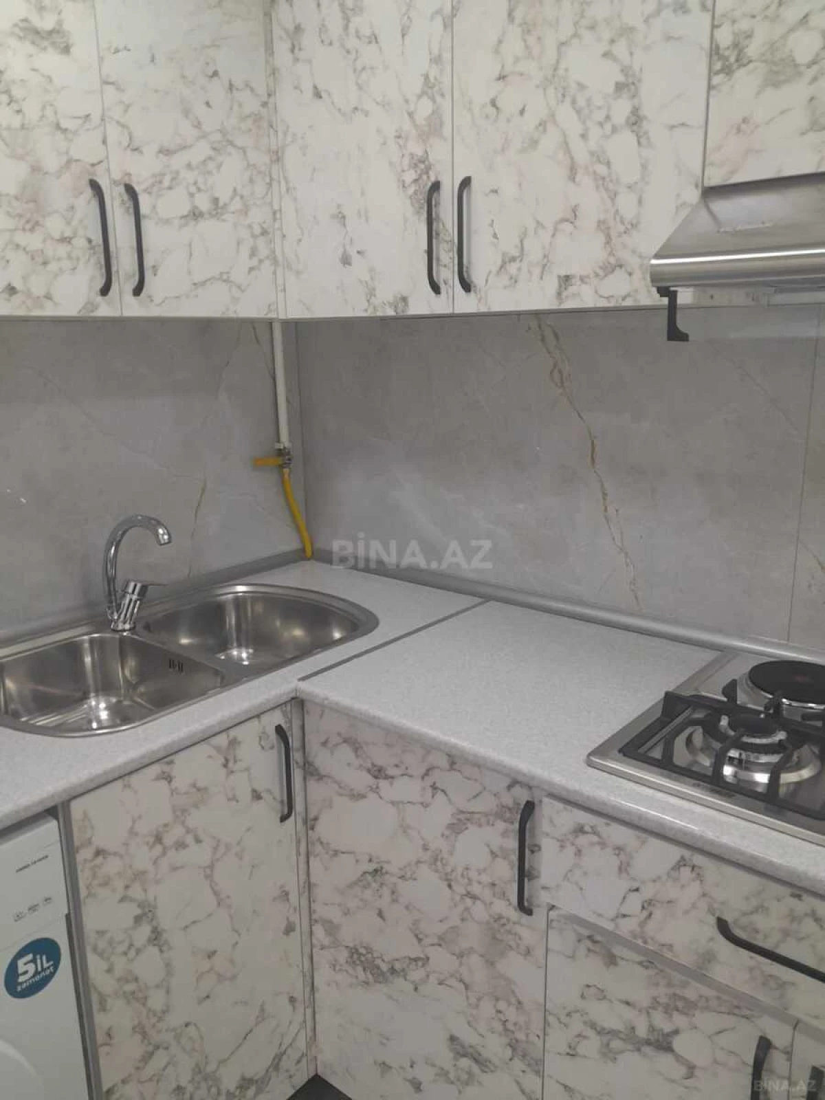 Kirayə verilir 3 otaqlı mənzil 80 m²