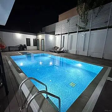 Kirayə verilir 5 otaqlı həyət evi 240 m²