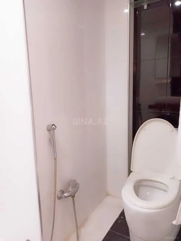 Satılır 2 otaqlı mənzil 71 m²
