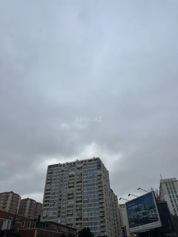 Satılır 2 otaqlı mənzil 71 m²
