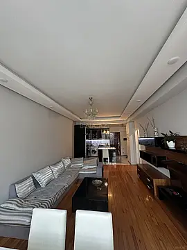 Satılır 2 otaqlı mənzil 71 m²