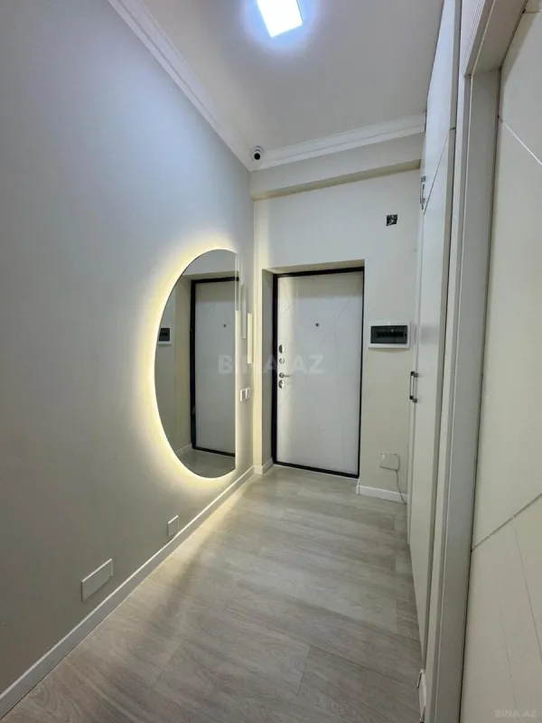 Satılır 3 otaqlı mənzil 126 m²