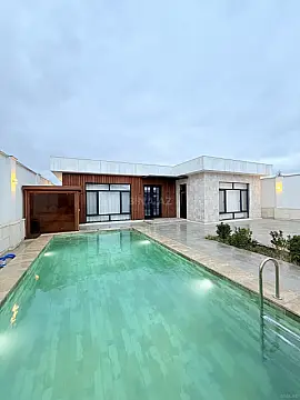 Kirayə verilir 4 otaqlı həyət evi 220 m² — Bakı, Buzovna 4 otaq 220.00 m²