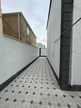 Satılır 5 otaqlı həyət evi 240 m²