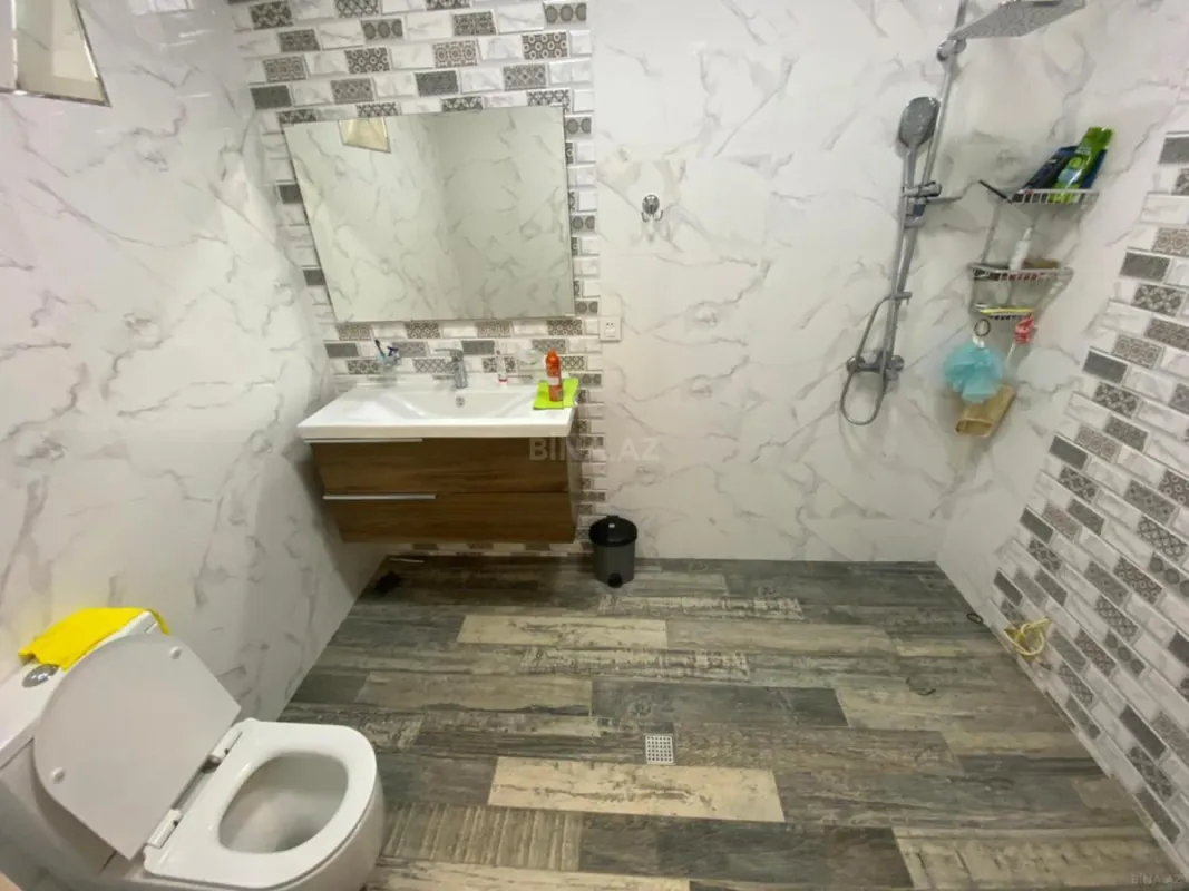 Satılır 4 otaqlı həyət evi 180 m²