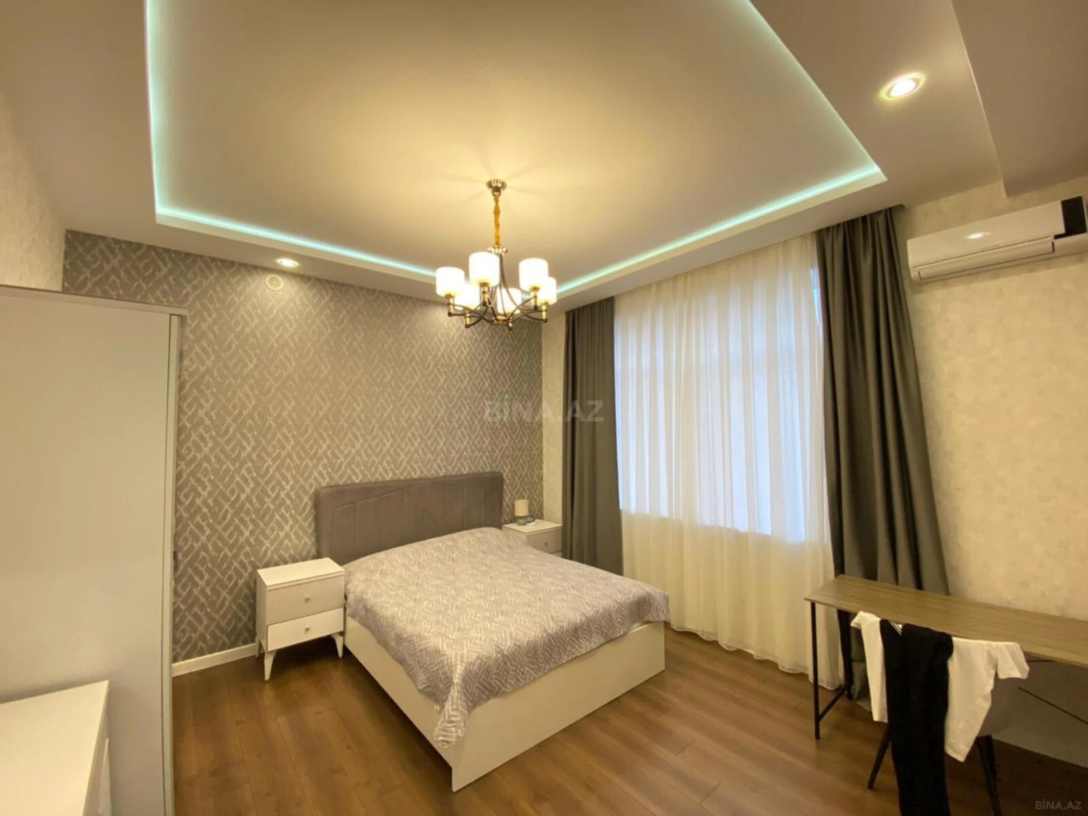 Satılır 4 otaqlı həyət evi 180 m²