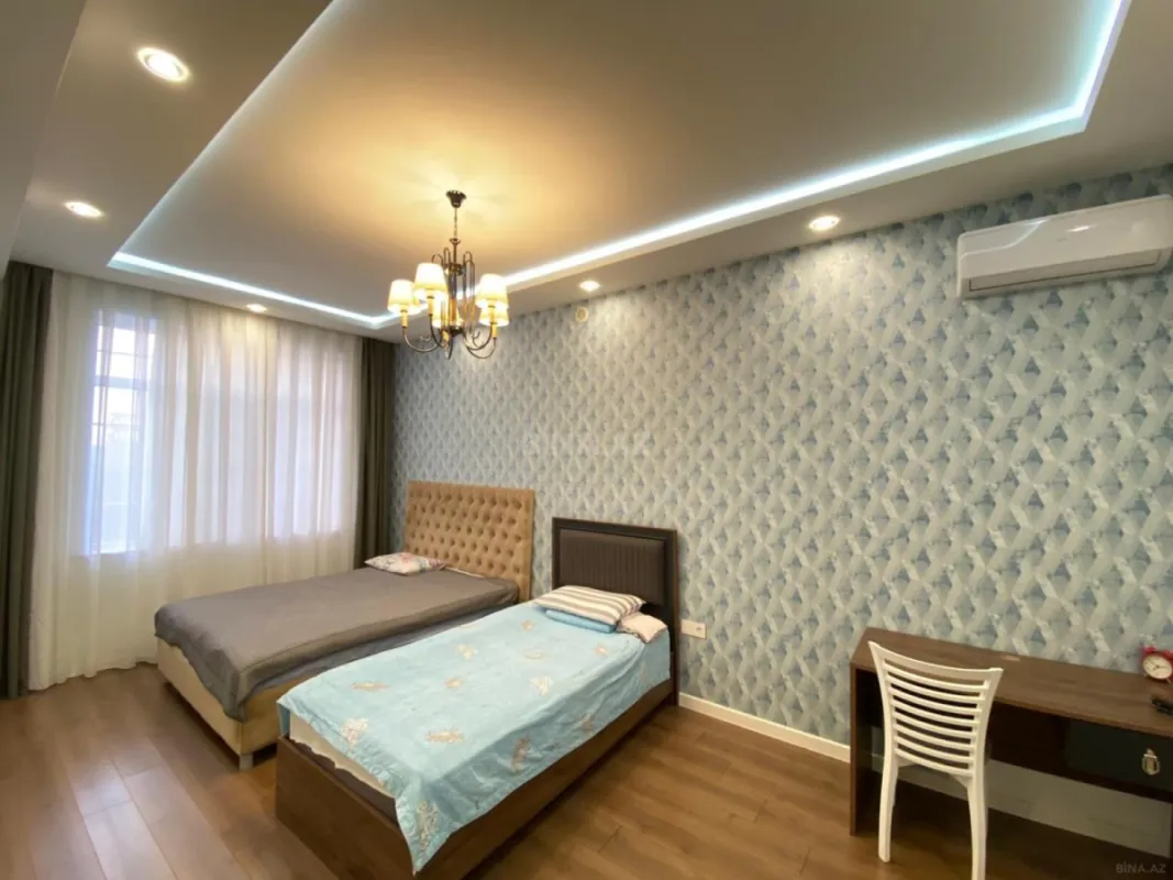 Satılır 4 otaqlı həyət evi 180 m²