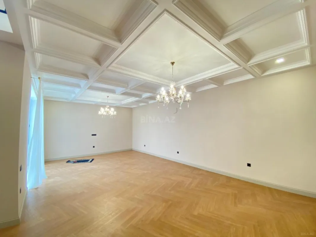 Satılır 4 otaqlı həyət evi 220 m²