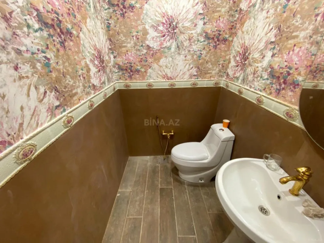 Satılır 4 otaqlı həyət evi 220 m²