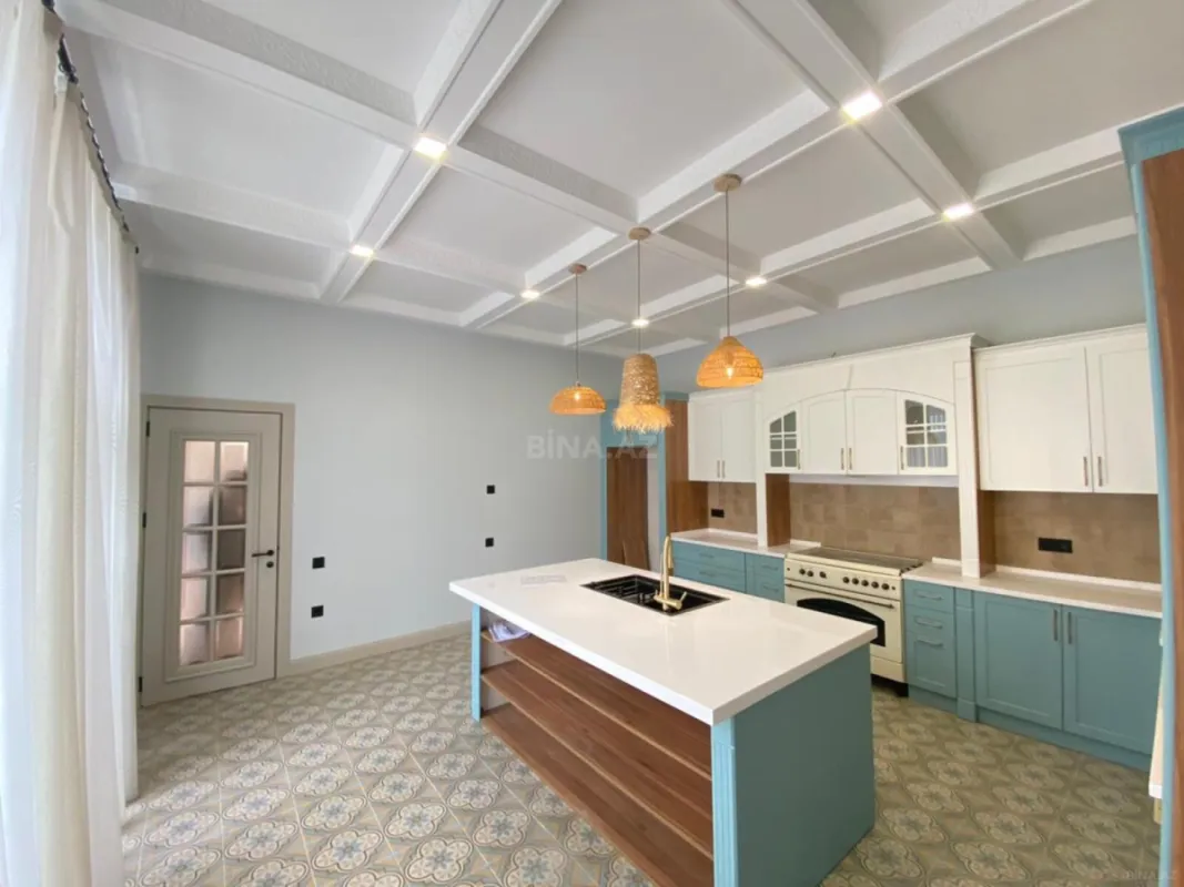 Satılır 4 otaqlı həyət evi 220 m²