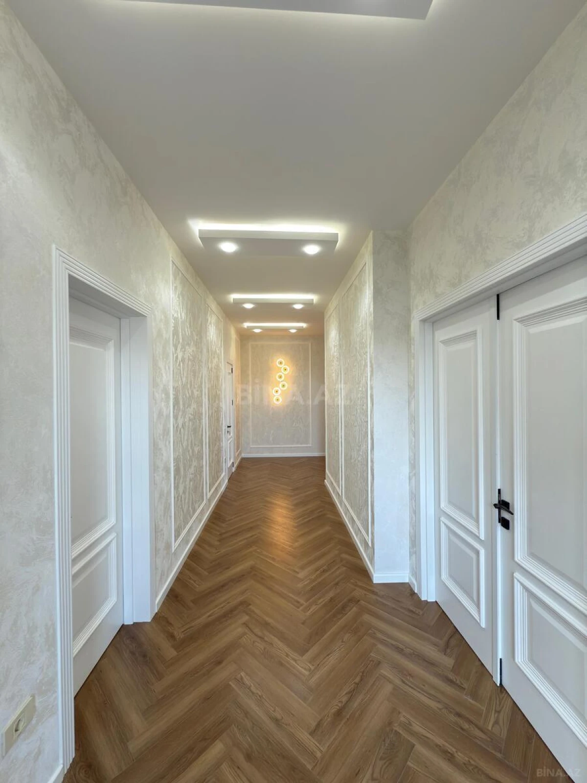 Satılır 4 otaqlı həyət evi 310 m²