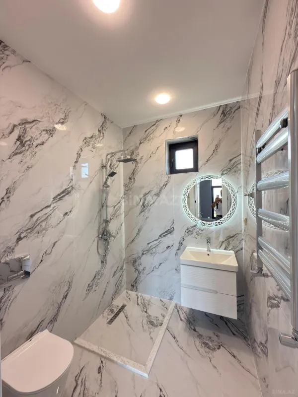 Satılır 4 otaqlı həyət evi 310 m²