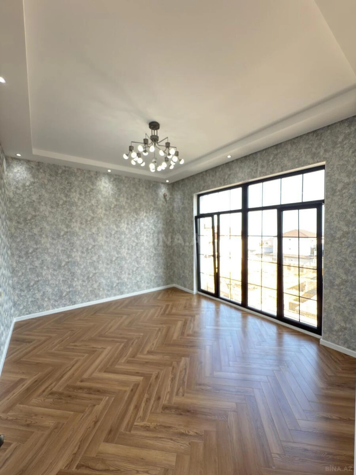 Satılır 4 otaqlı həyət evi 310 m²