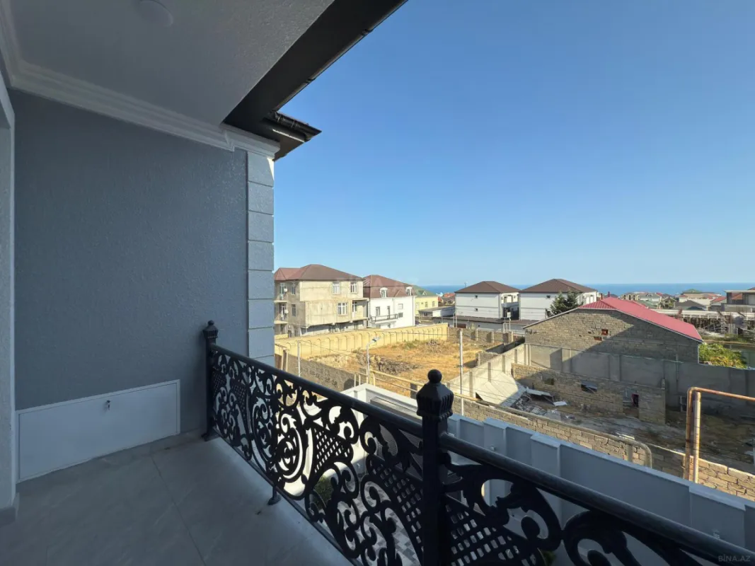 Satılır 4 otaqlı həyət evi 310 m²