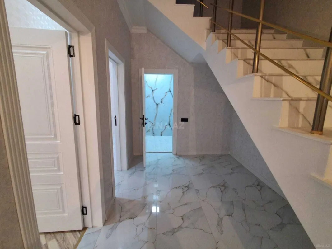 Satılır 4 otaqlı həyət evi 150 m²