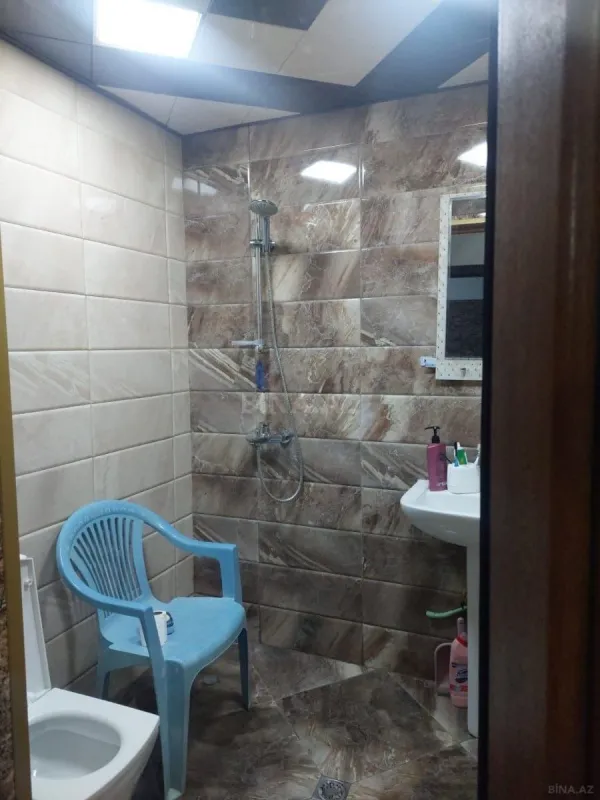 Kirayə verilir 2 otaqlı mənzil 75 m²