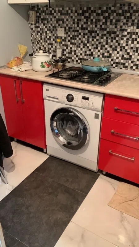 Kirayə verilir 2 otaqlı mənzil 75 m²