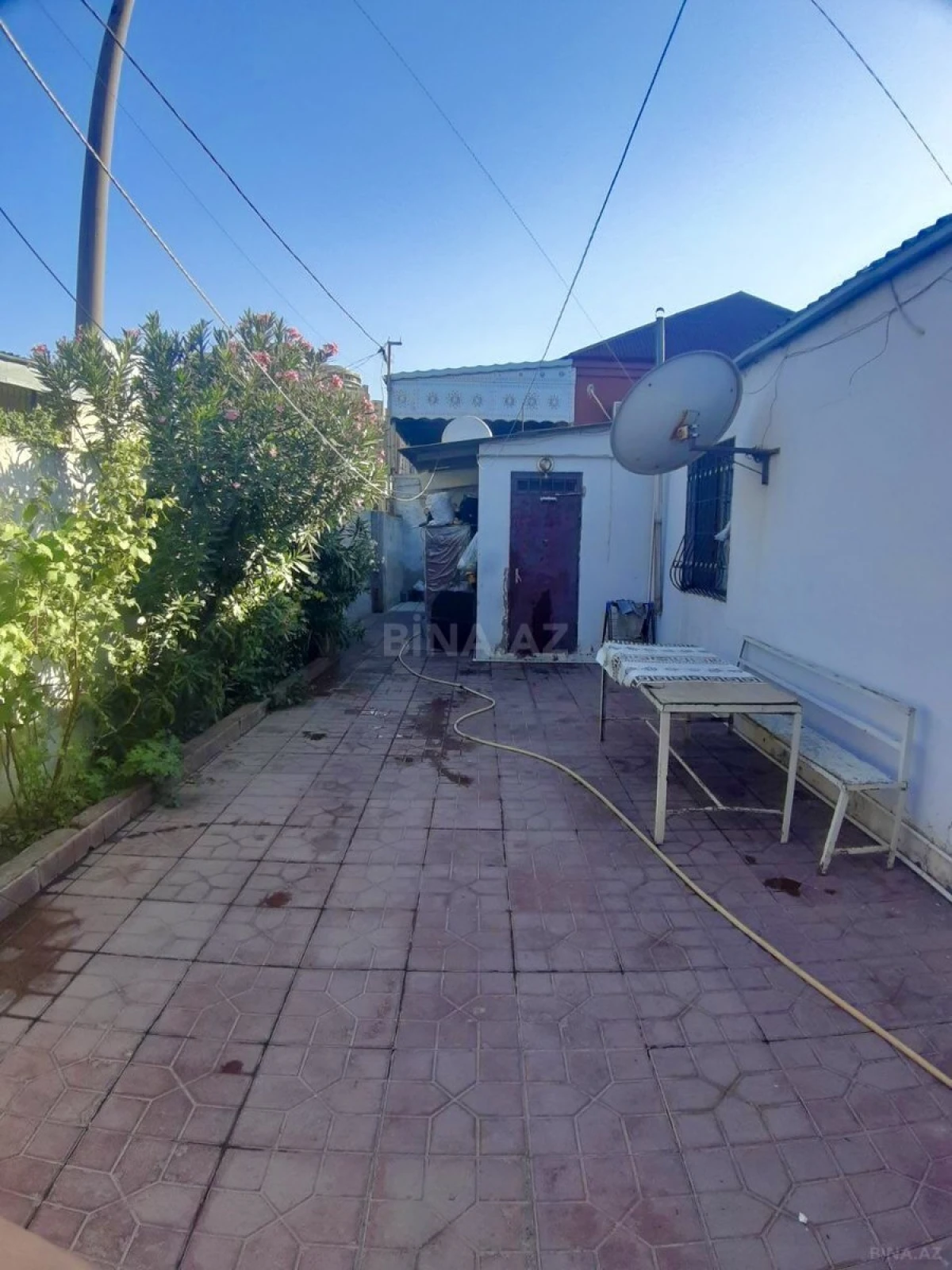 Satılır 5 otaqlı həyət evi 200 m²