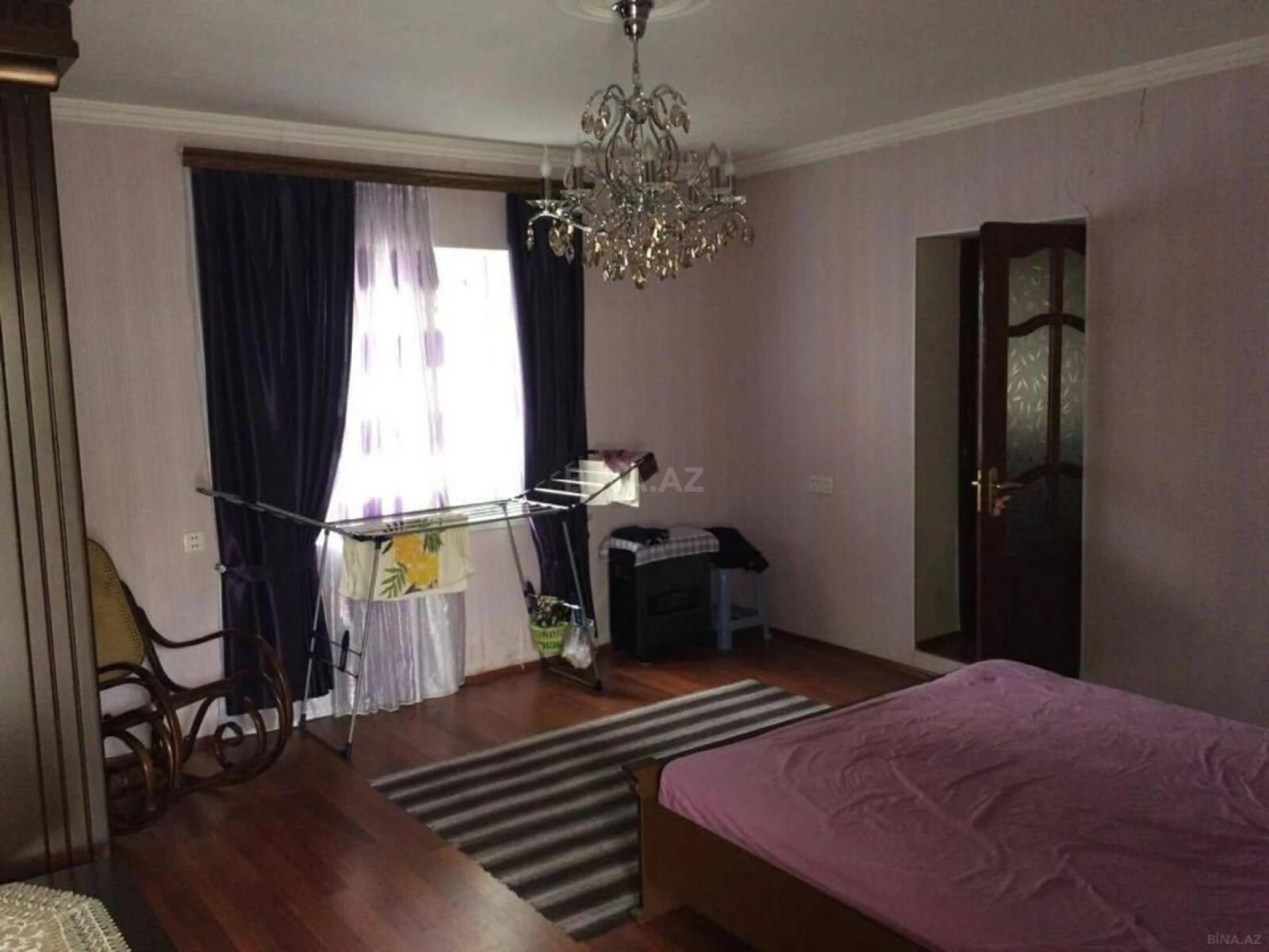Satılır 5 otaqlı həyət evi 200 m²
