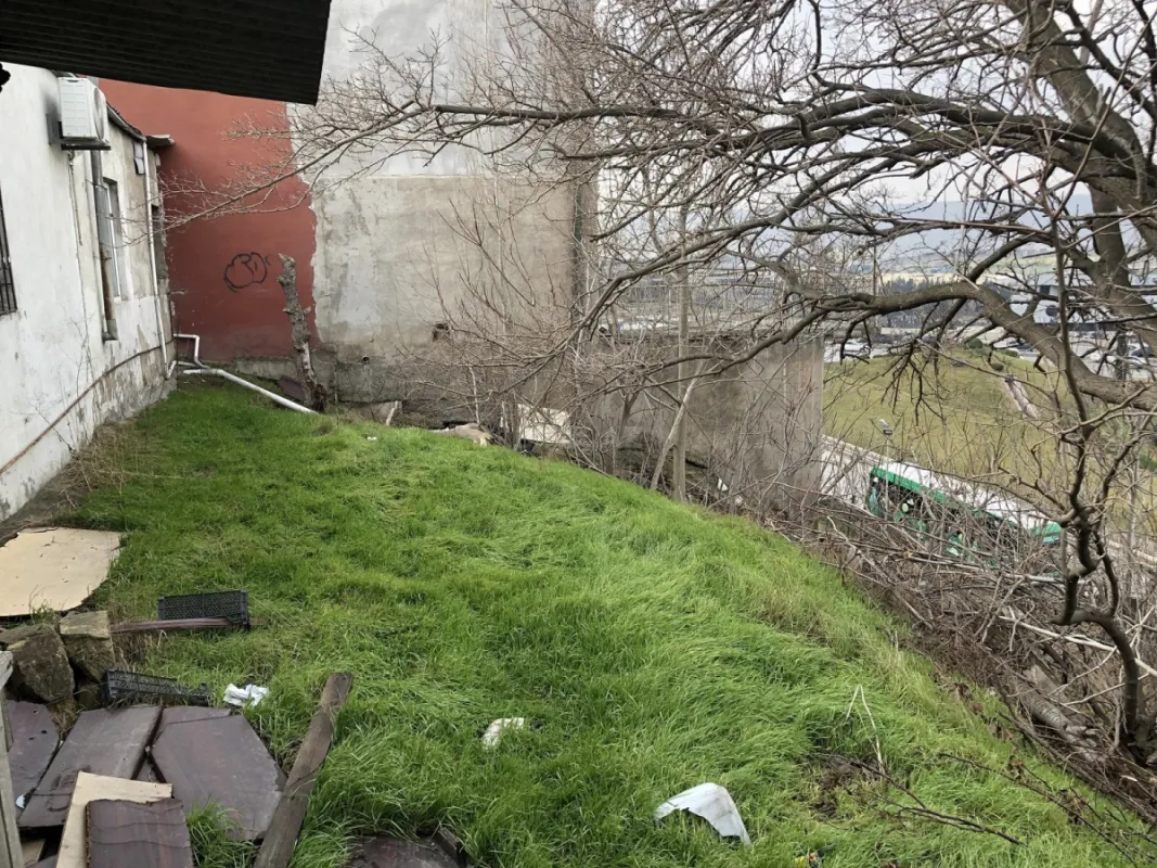 Satılır 5 otaqlı həyət evi 200 m²