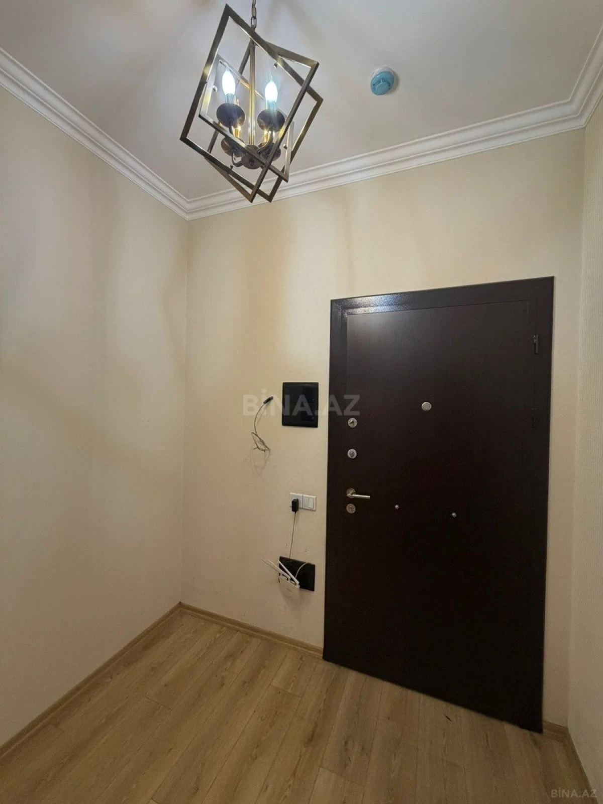 Kirayə verilir 2 otaqlı mənzil 50 m²