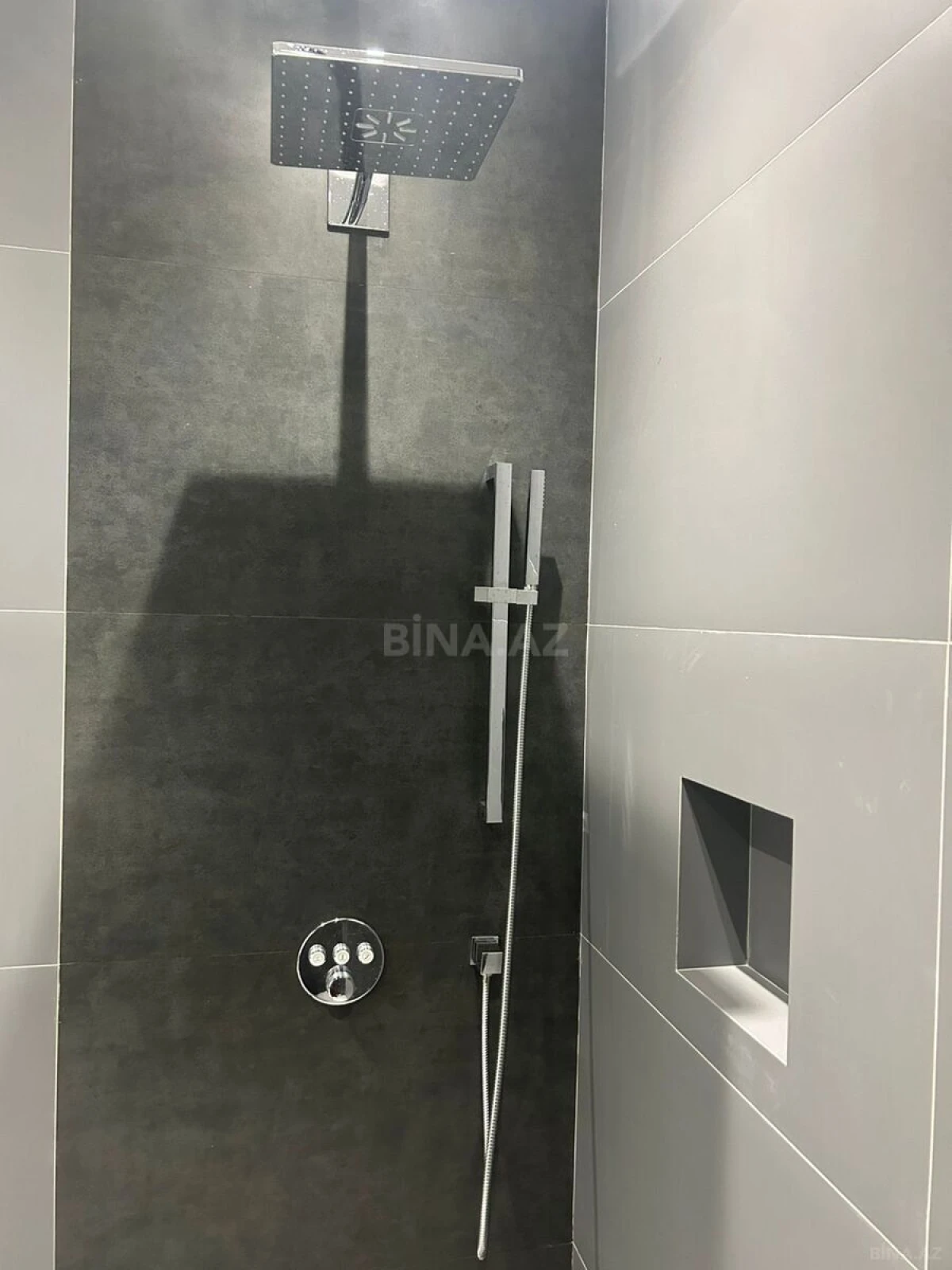 Kirayə verilir 2 otaqlı ofis 75 m²