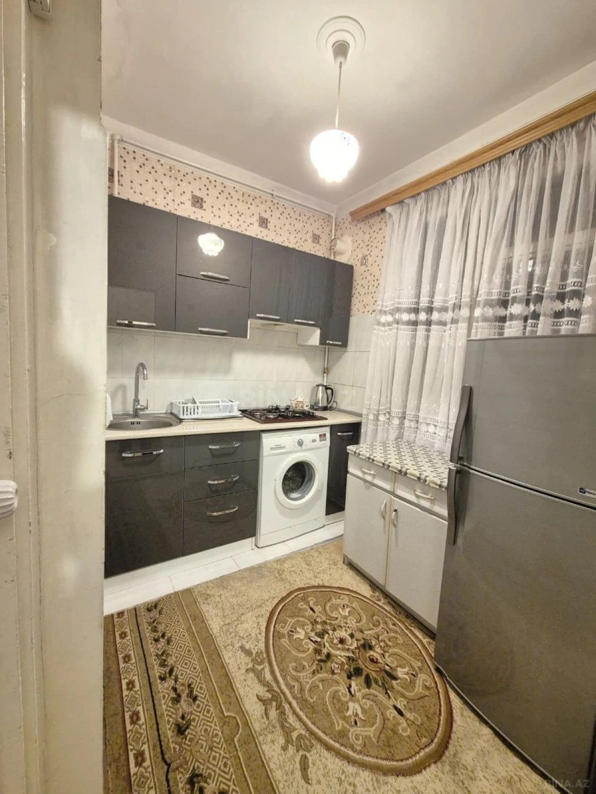 Kirayə verilir 2 otaqlı mənzil 60 m²