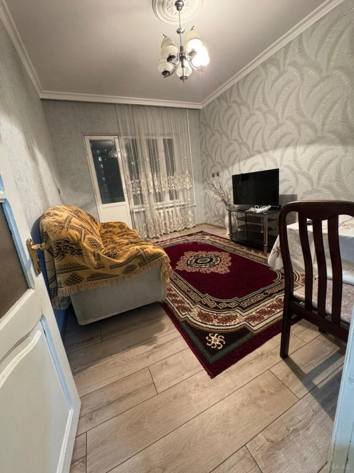 Kirayə verilir 1 otaqlı mənzil 45 m²