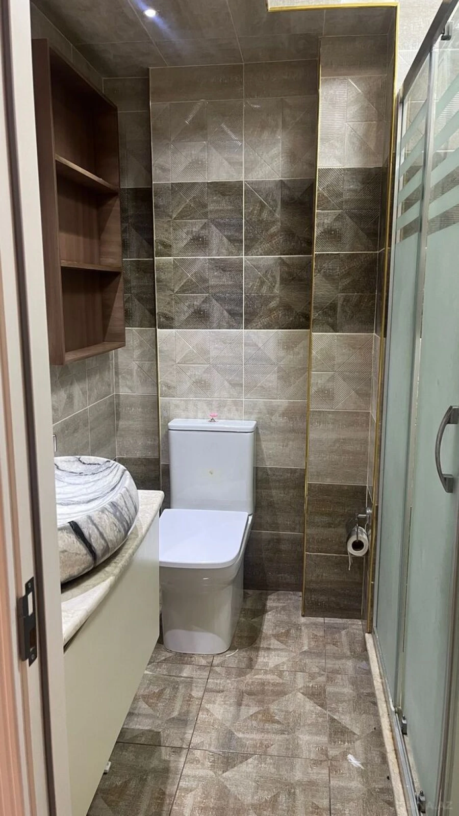 Satılır 3 otaqlı mənzil 110 m²