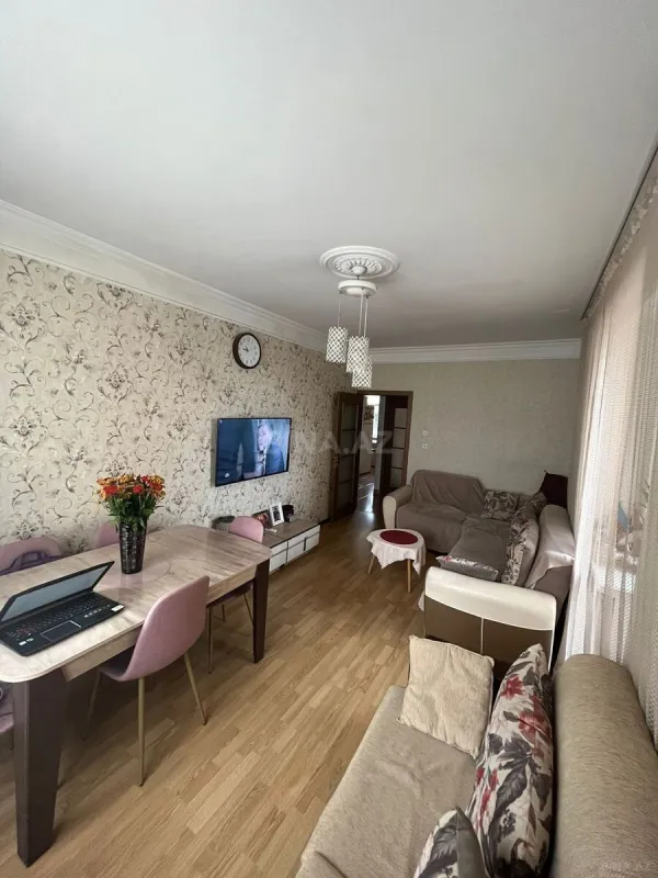 Satılır 2 otaqlı mənzil 55 m²