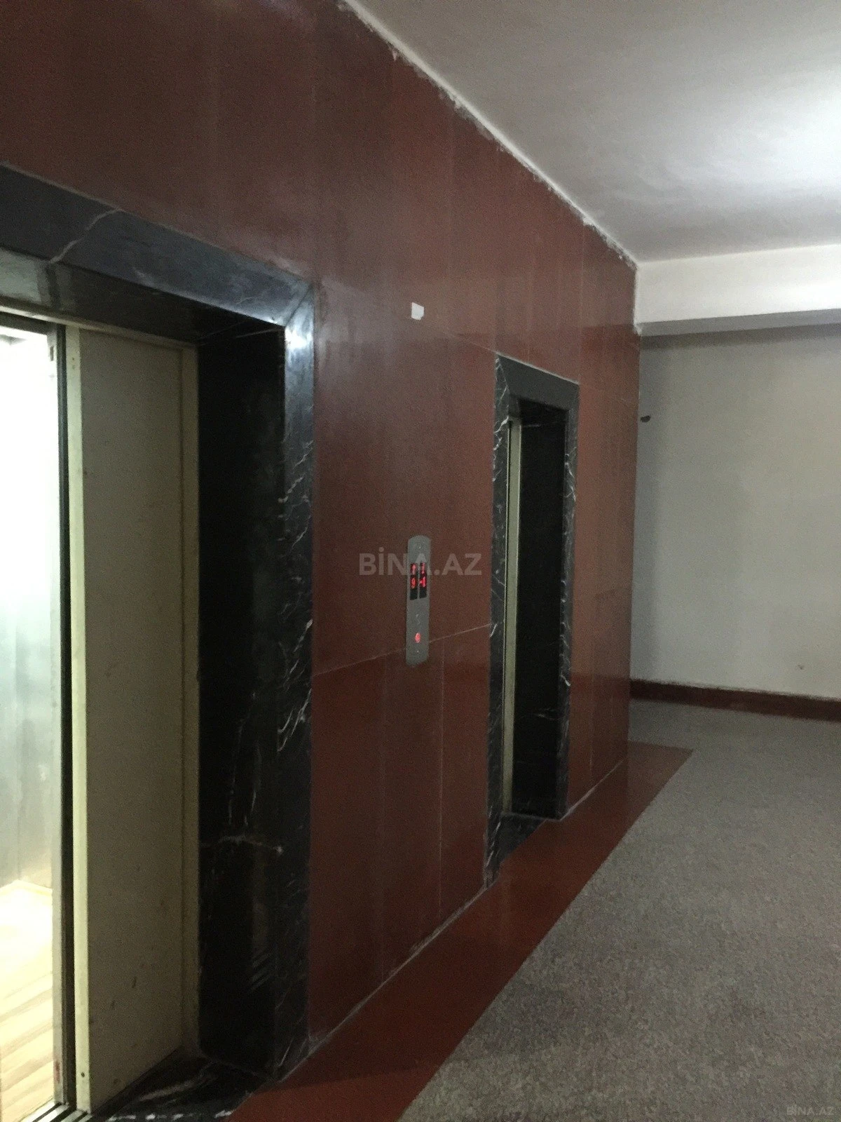 Satılır 3 otaqlı mənzil 120 m²