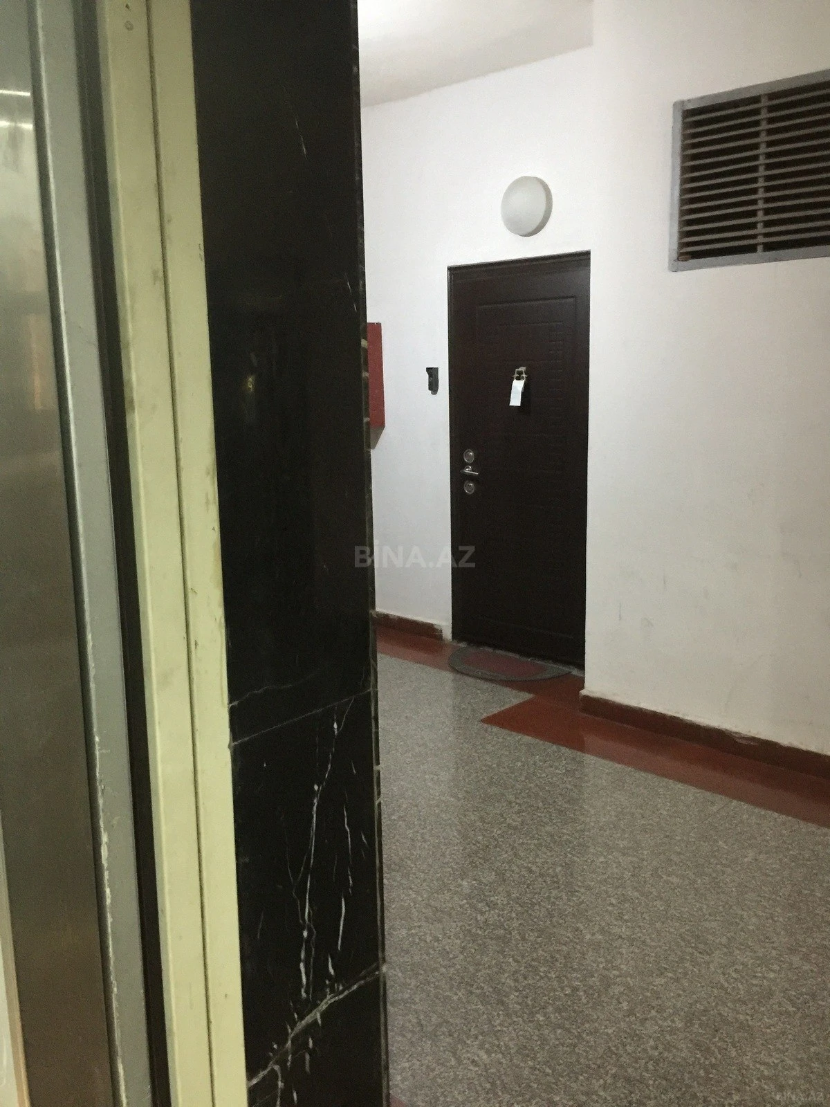 Satılır 3 otaqlı mənzil 120 m²