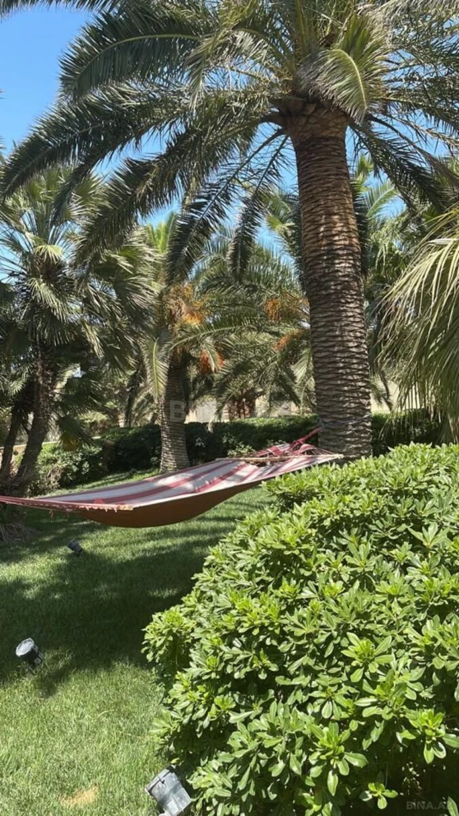 Kirayə verilir 7 otaqlı həyət evi 360 m²