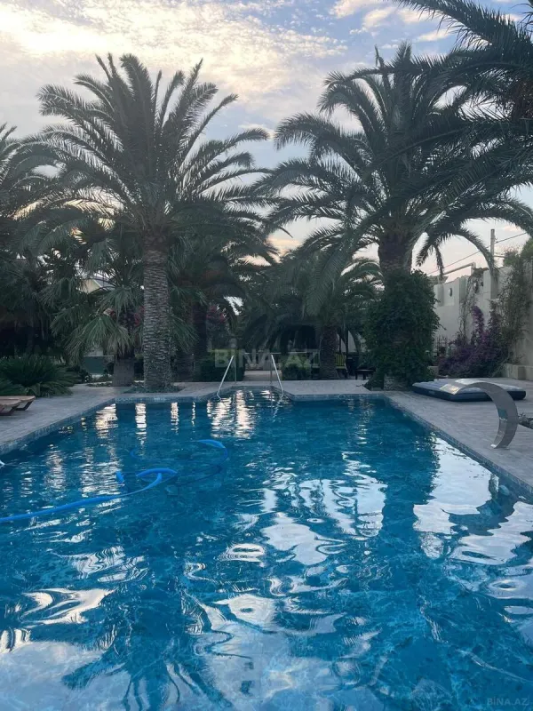 Kirayə verilir 7 otaqlı həyət evi 360 m²