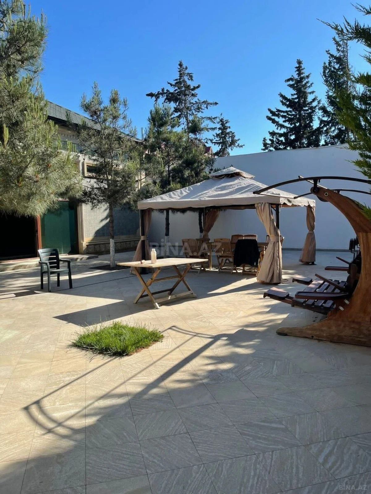 Kirayə verilir 7 otaqlı həyət evi 360 m²