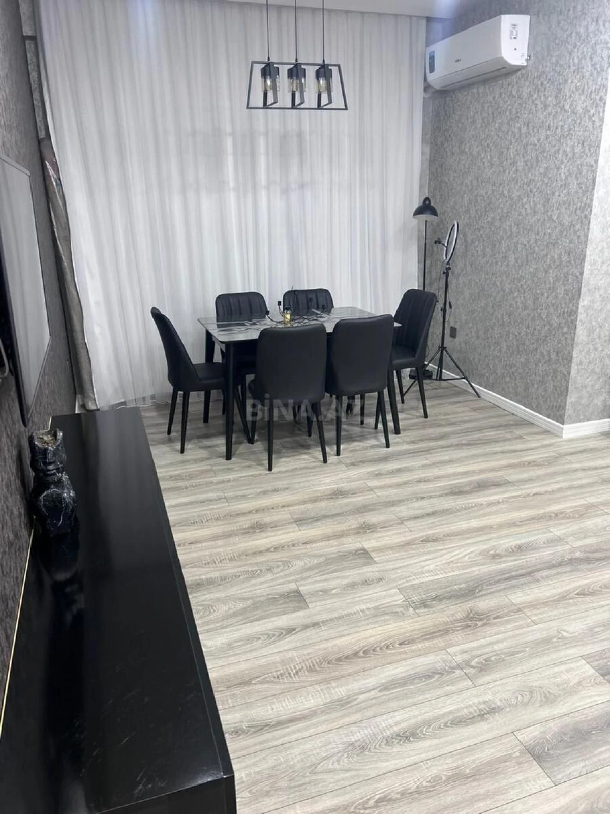 Satılır 3 otaqlı mənzil 116 m²