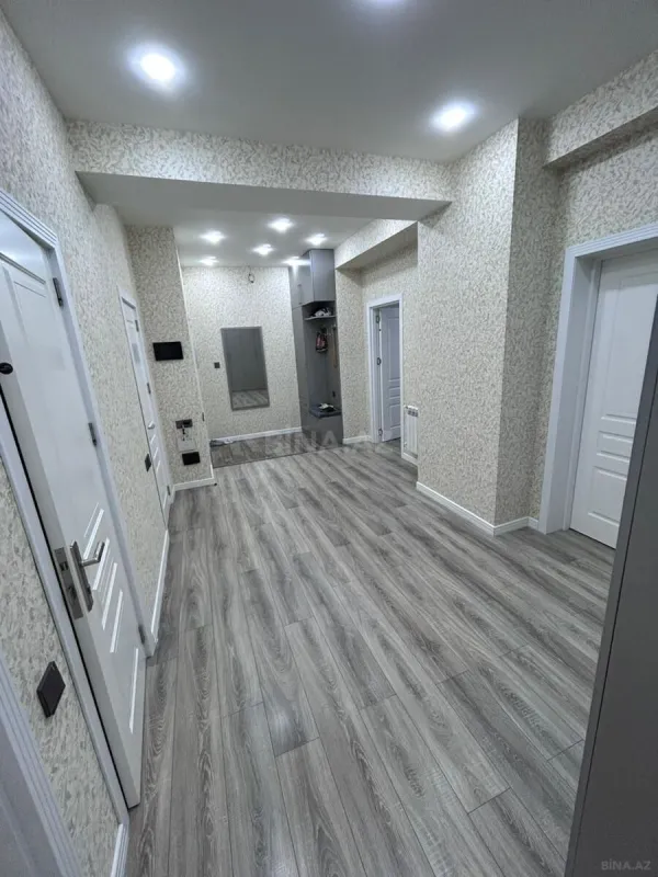 Satılır 3 otaqlı mənzil 116 m²