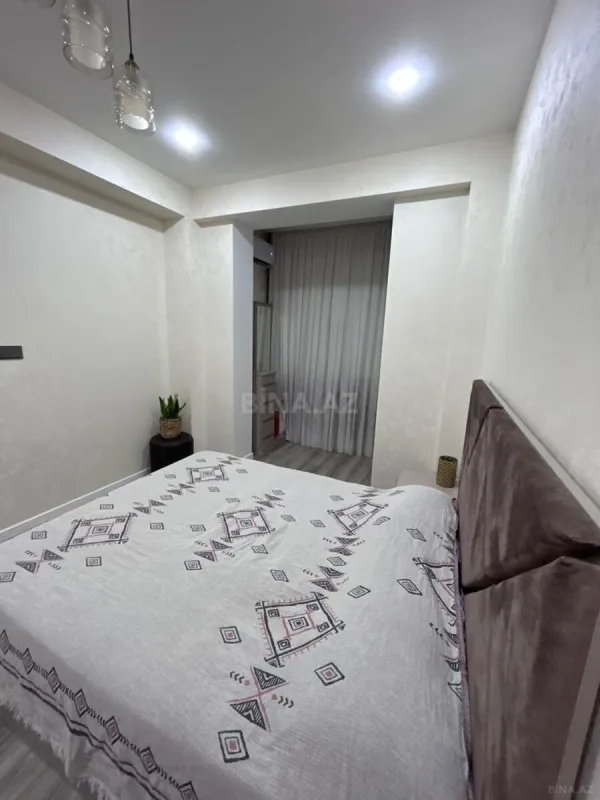 Satılır 3 otaqlı mənzil 116 m²