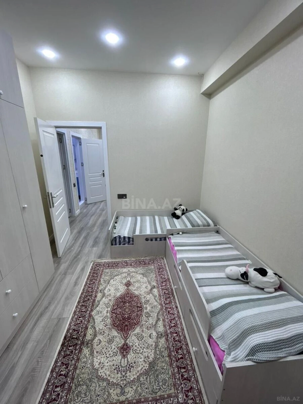 Satılır 3 otaqlı mənzil 116 m²